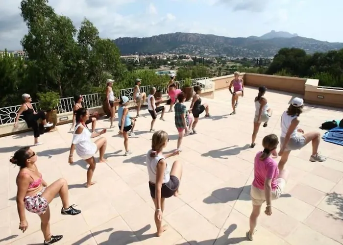 Village Cap Esterel, P2 Face Golf Et Apartamento *